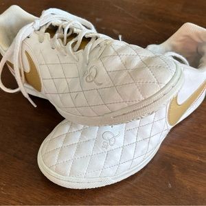 Nike Jr. Tiempo 10 Trainer Quilted